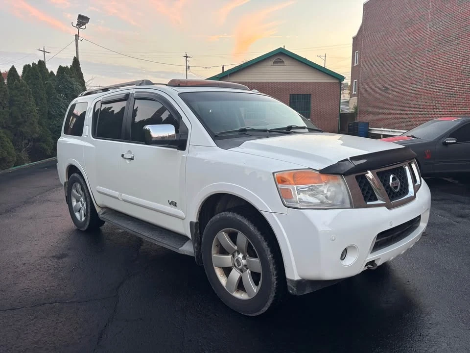 2008 Nissan Armada - Image 2 of 9