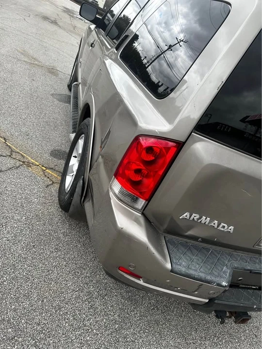 2008 Nissan Armada - Image 4 of 14