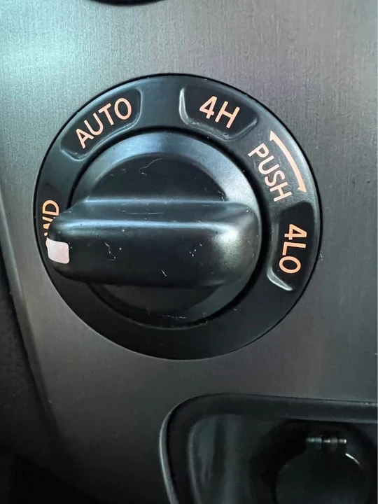2008 Nissan Armada - Image 15 of 20