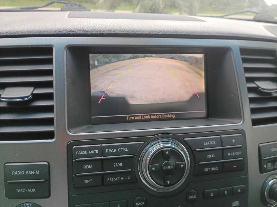 2008 Nissan Armada - Image 10 of 20