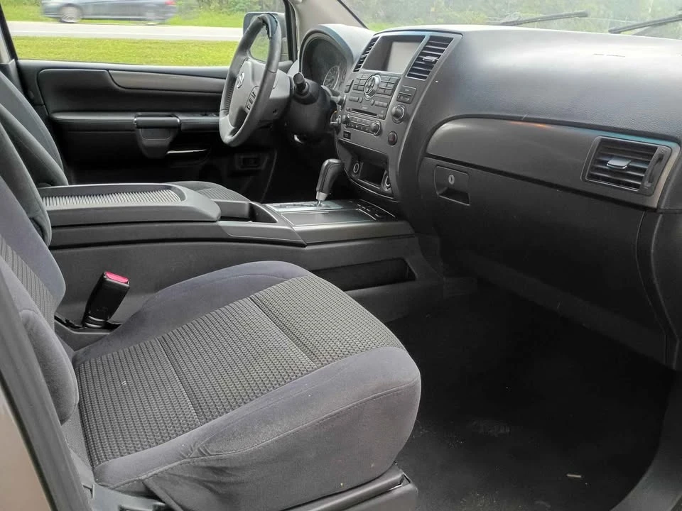 2008 Nissan Armada - Image 12 of 20