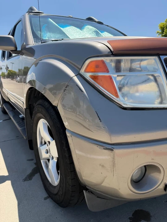 2008 Nissan Frontier 2nd Gen - Image 15 of 17