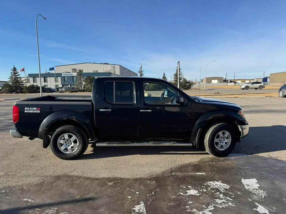 2008 Nissan Frontier 2nd Gen - Image 2 of 17