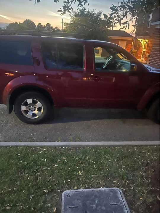 2008 Nissan Pathfinder 3rd Gen - Image 4 of 4