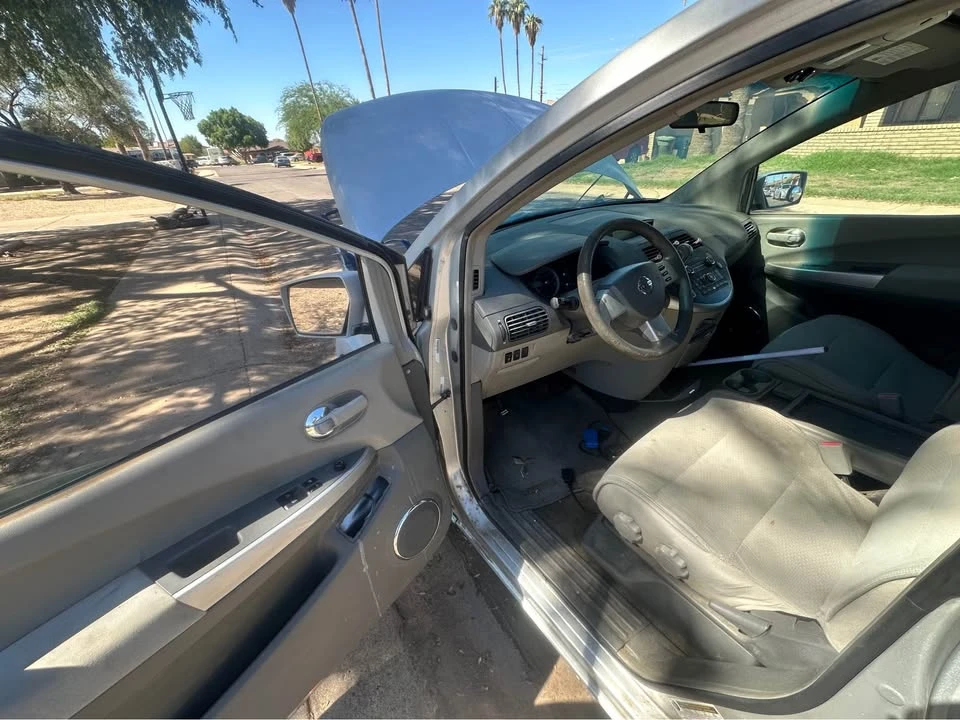 2008 Nissan Quest - Image 7 of 9