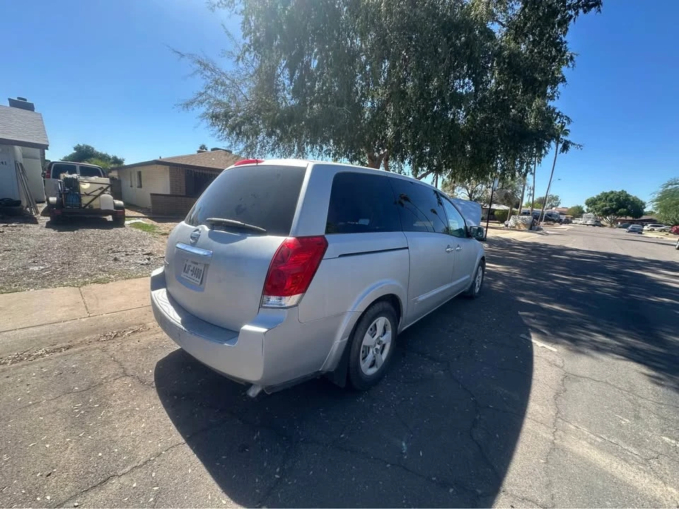 2008 Nissan Quest - Image 4 of 9