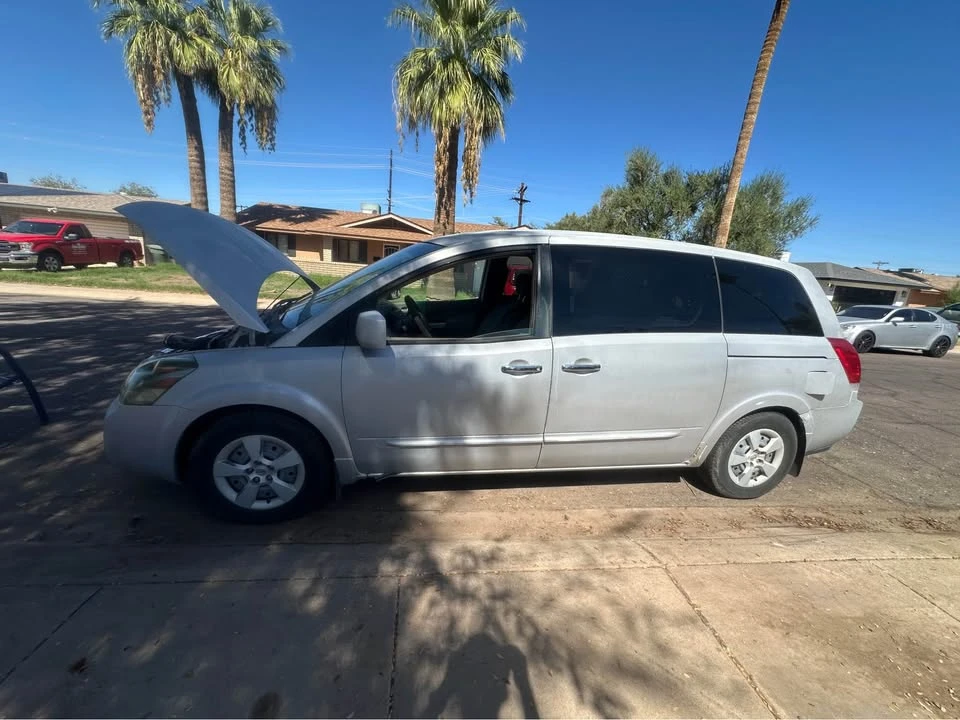 2008 Nissan Quest - Image 2 of 9
