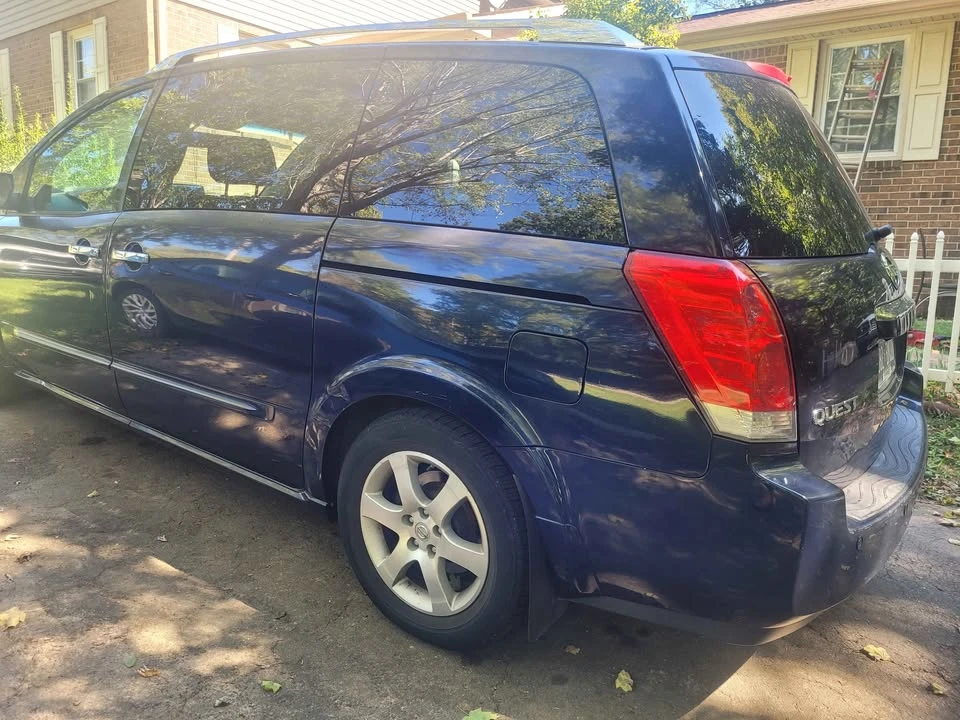2008 Nissan Quest - Image 2 of 2