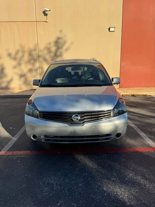 2008 Nissan Quest - Image 2 of 19