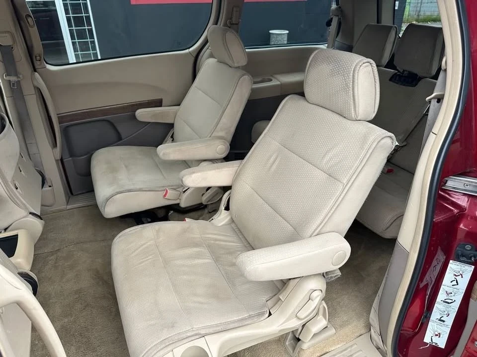 2008 Nissan Quest - Image 10 of 13