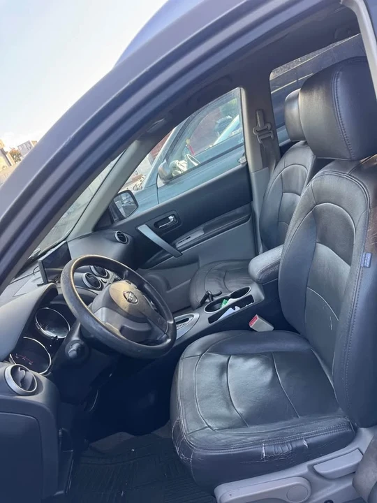 2008 Nissan Rogue - Image 2 of 6