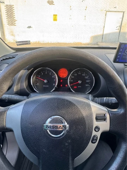 2008 Nissan Rogue - Image 4 of 6
