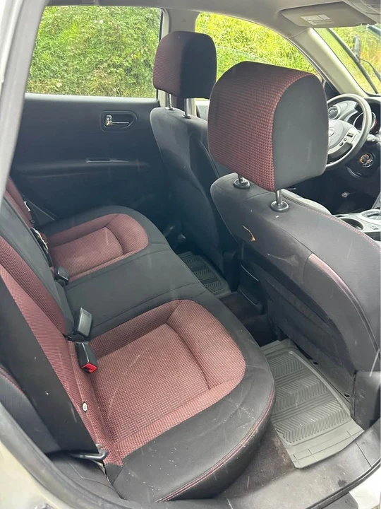 2008 Nissan Rogue - Image 11 of 13