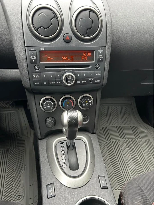 2008 Nissan Rogue - Image 9 of 13