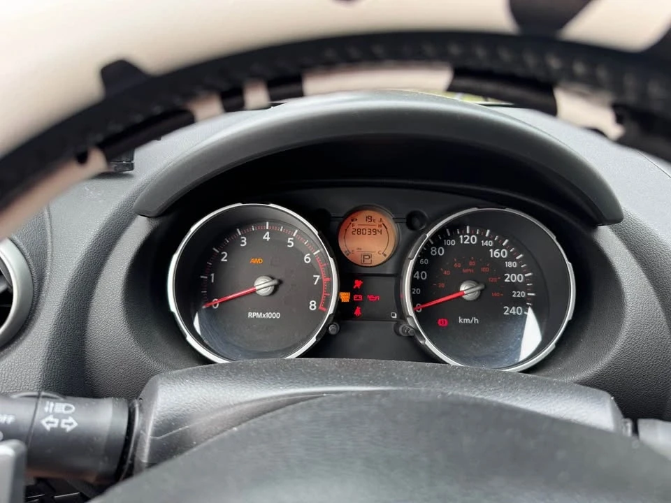 2008 Nissan Rogue - Image 2 of 8