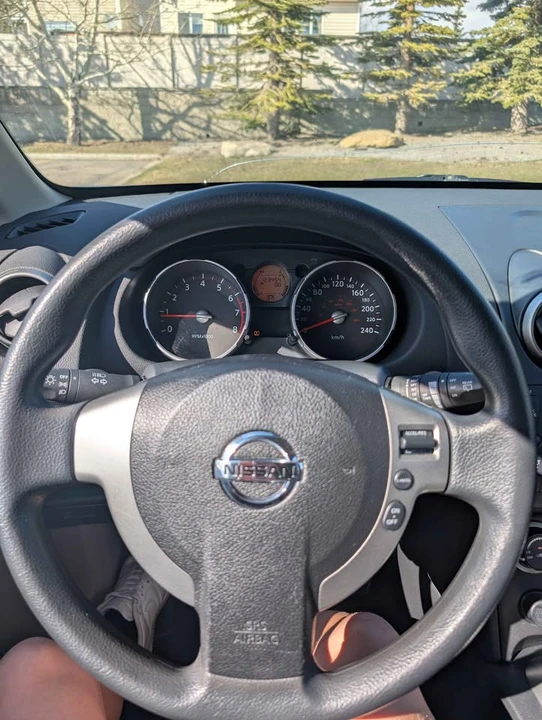2008 Nissan Rogue - Image 2 of 7