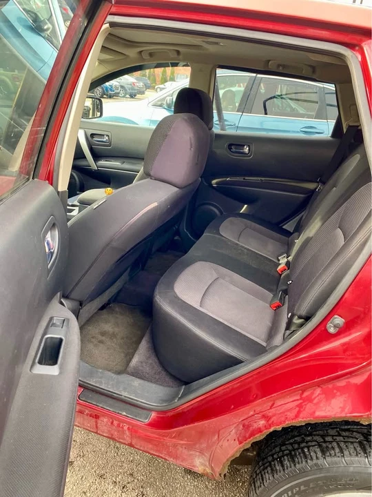2008 Nissan Rogue - Image 2 of 4