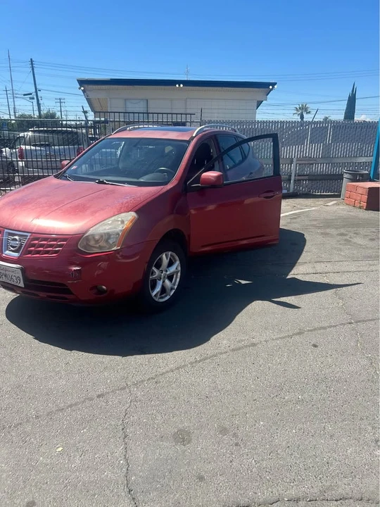 2008 Nissan Rogue - Image 3 of 4