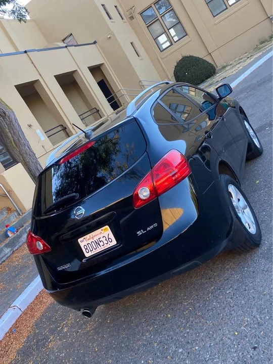 2008 Nissan Rogue - Image 2 of 17