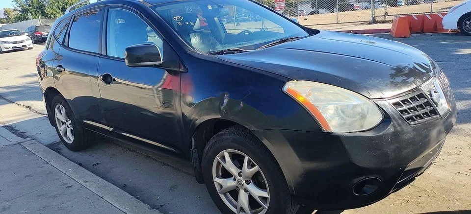 2008 Nissan Rogue - Image 2 of 7