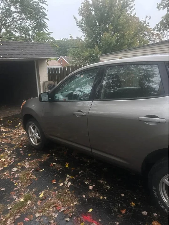2008 Nissan Rogue - Image 2 of 5