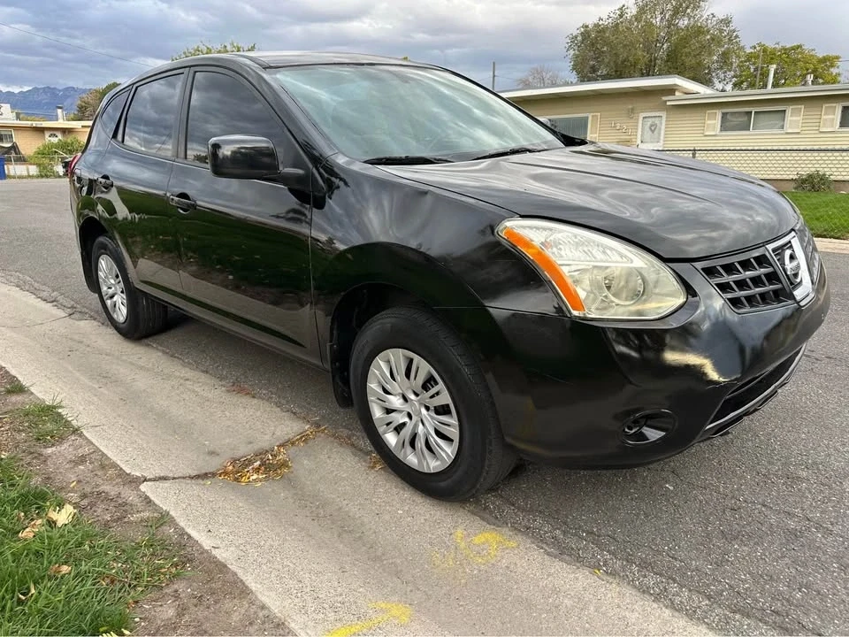 2008 Nissan Rogue - Image 2 of 11