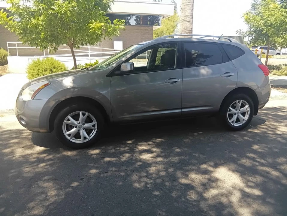 2008 Nissan Rogue - Image 2 of 13