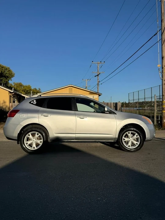 2008 Nissan Rogue - Image 8 of 11