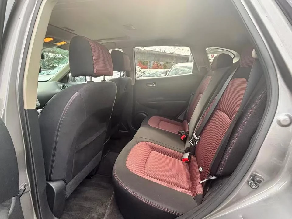 2008 Nissan Rogue - Image 8 of 17