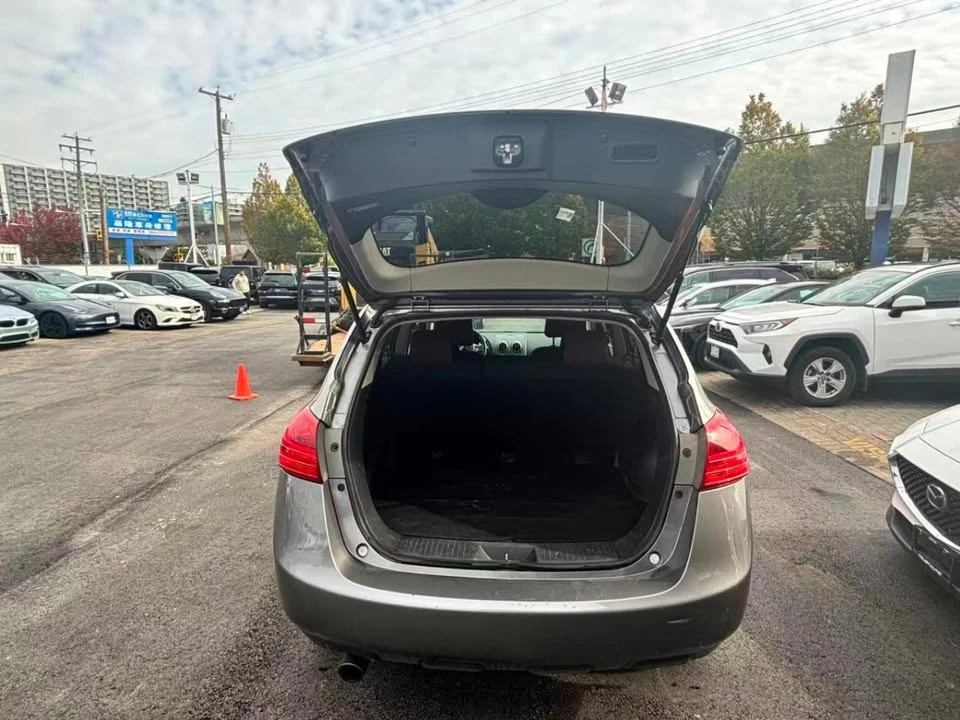 2008 Nissan Rogue - Image 16 of 17