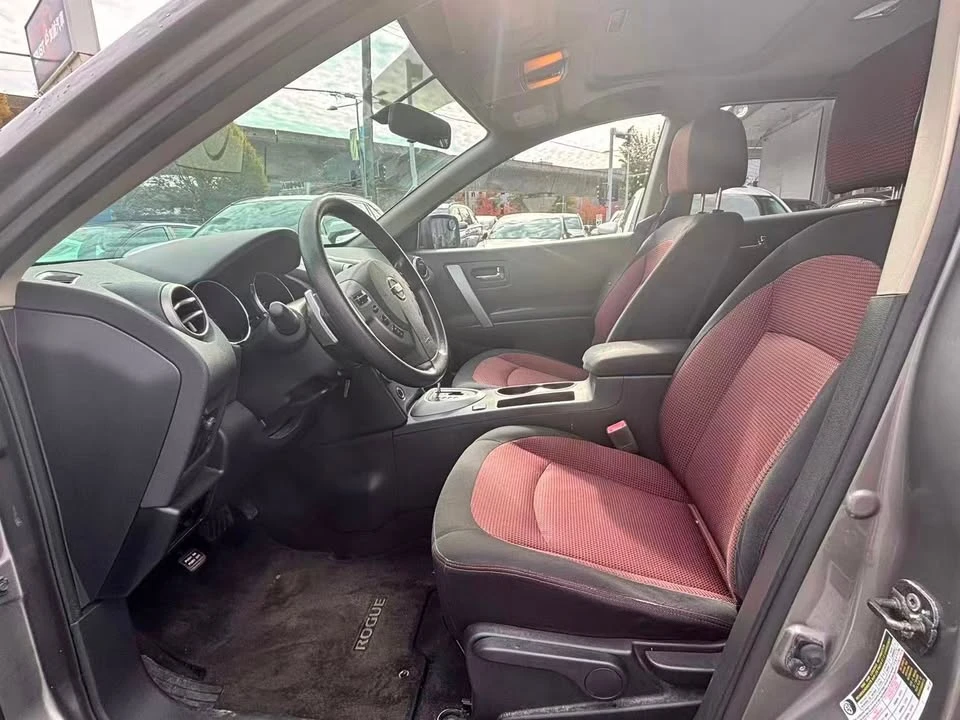 2008 Nissan Rogue - Image 7 of 17