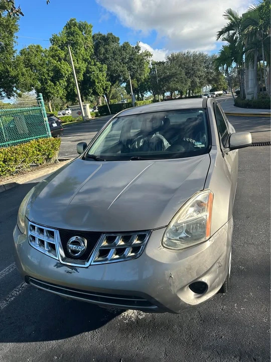 2008 Nissan Rogue - Image 9 of 17