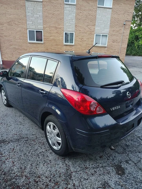 2008 Nissan Versa - Image 4 of 10