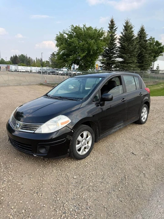 2008 Nissan Versa - Image 2 of 9