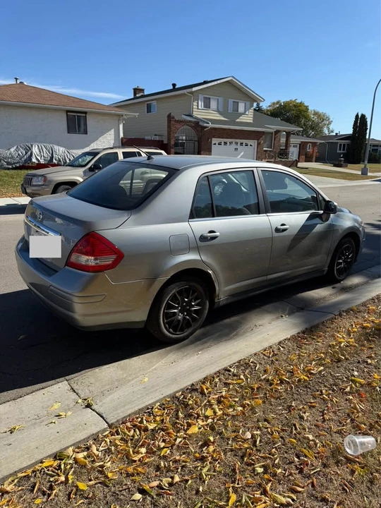 2008 Nissan Versa - Image 2 of 9