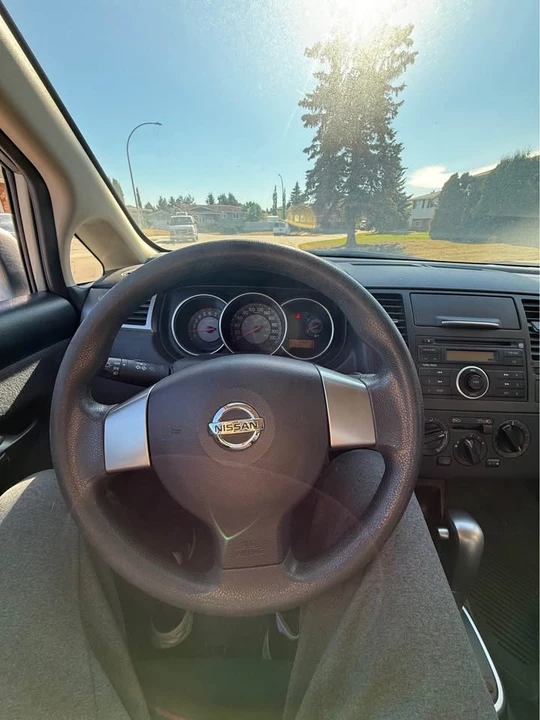 2008 Nissan Versa - Image 9 of 9