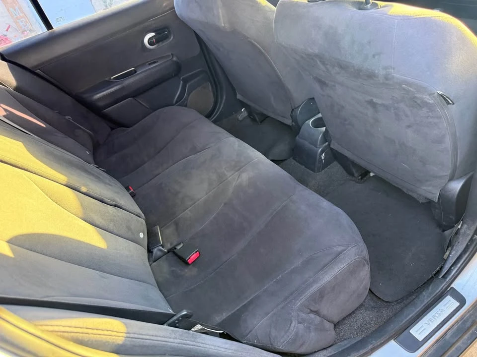 2008 Nissan Versa - Image 2 of 2