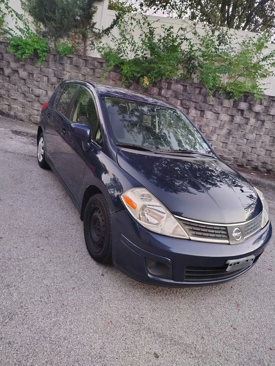 2008 Nissan Versa - Image 9 of 10