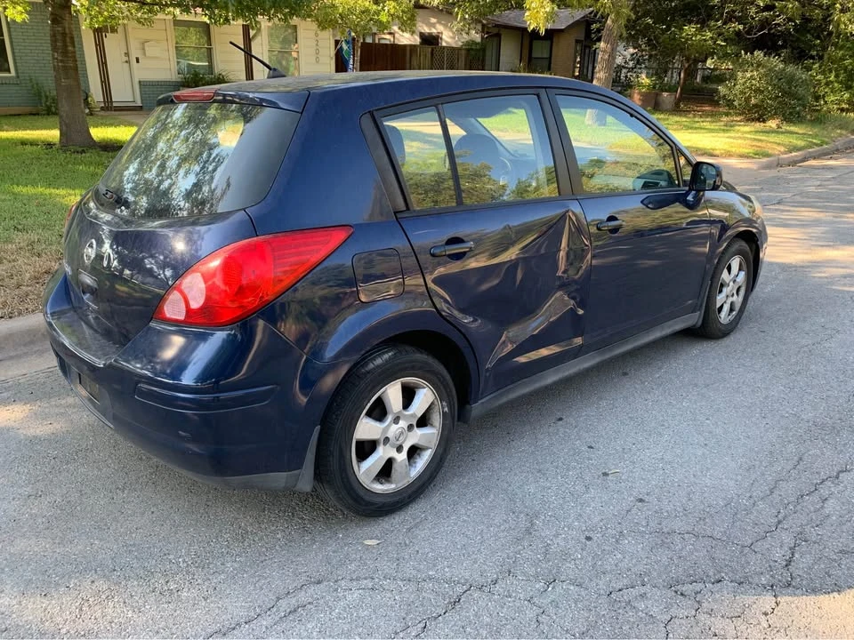 2008 Nissan Versa - Image 5 of 8