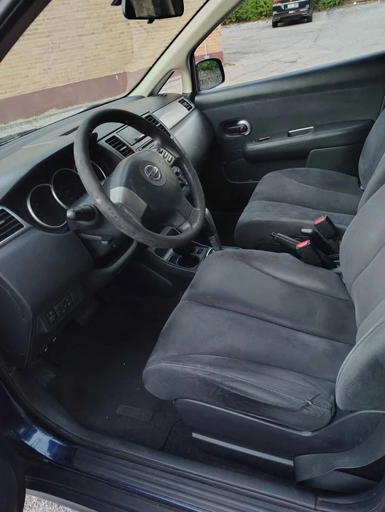 2008 Nissan Versa - Image 8 of 10