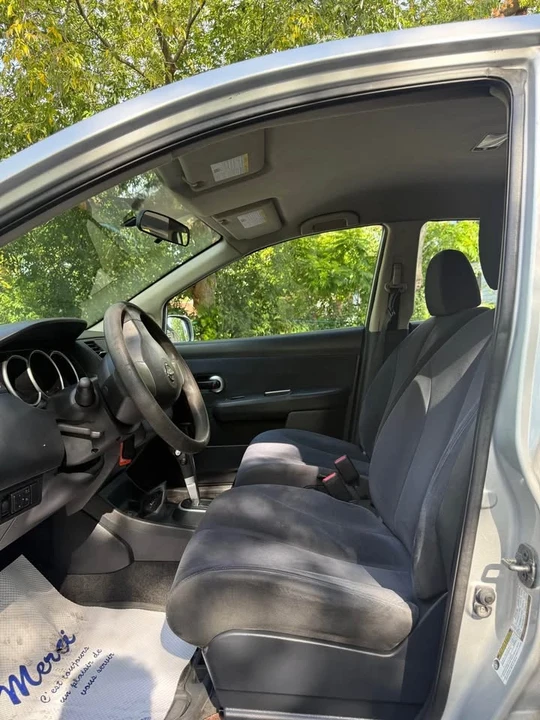 2008 Nissan Versa - Image 10 of 14