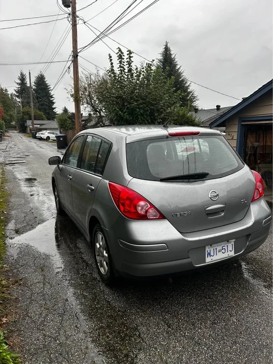 2008 Nissan Versa - Image 2 of 6