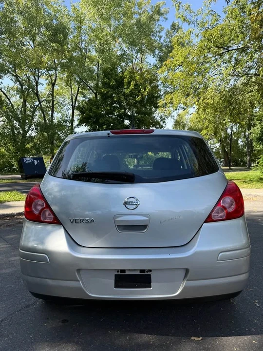 2008 Nissan Versa - Image 4 of 14