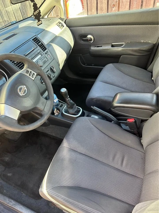 2008 Nissan Versa - Image 6 of 7