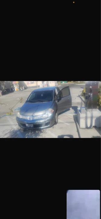 2008 Nissan Versa - Image 2 of 5