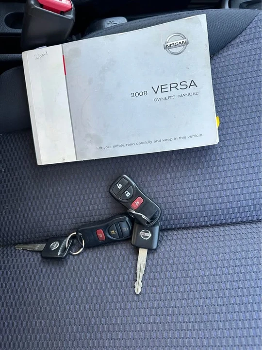 2008 Nissan Versa - Image 13 of 13