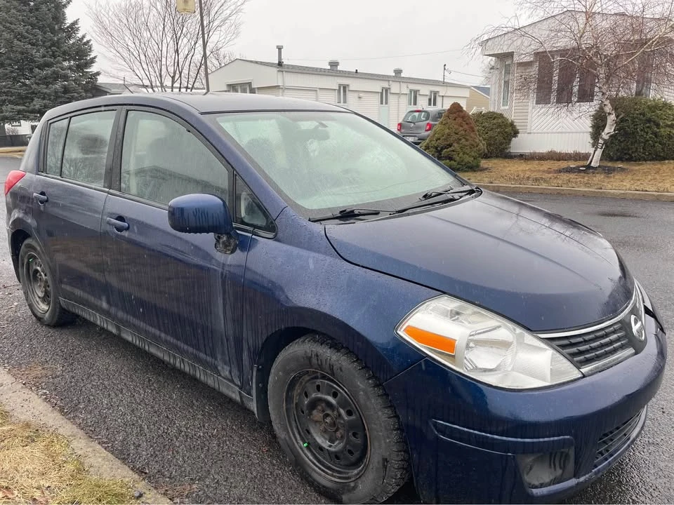 2008 Nissan Versa - Image 3 of 5