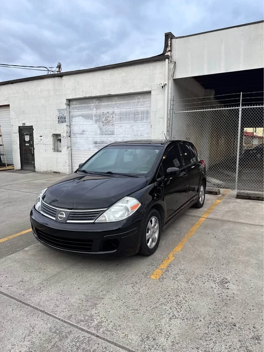 2008 Nissan Versa - Image 3 of 14