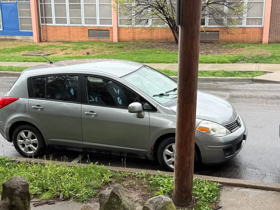 2008 Nissan Versa - Image 3 of 7