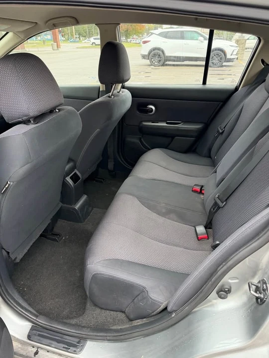 2008 Nissan Versa - Image 6 of 6